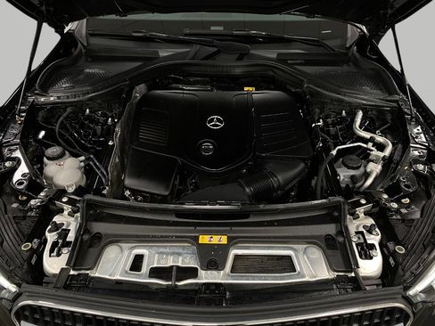 Certified 2023 Mercedes-Benz GLC 300 4MATIC image 11