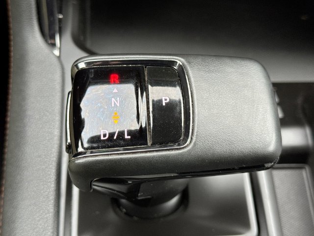 Used 2023 GMC Sierra 1500 AT4 w/ AT4 Preferred Package AWD/4WD image 16