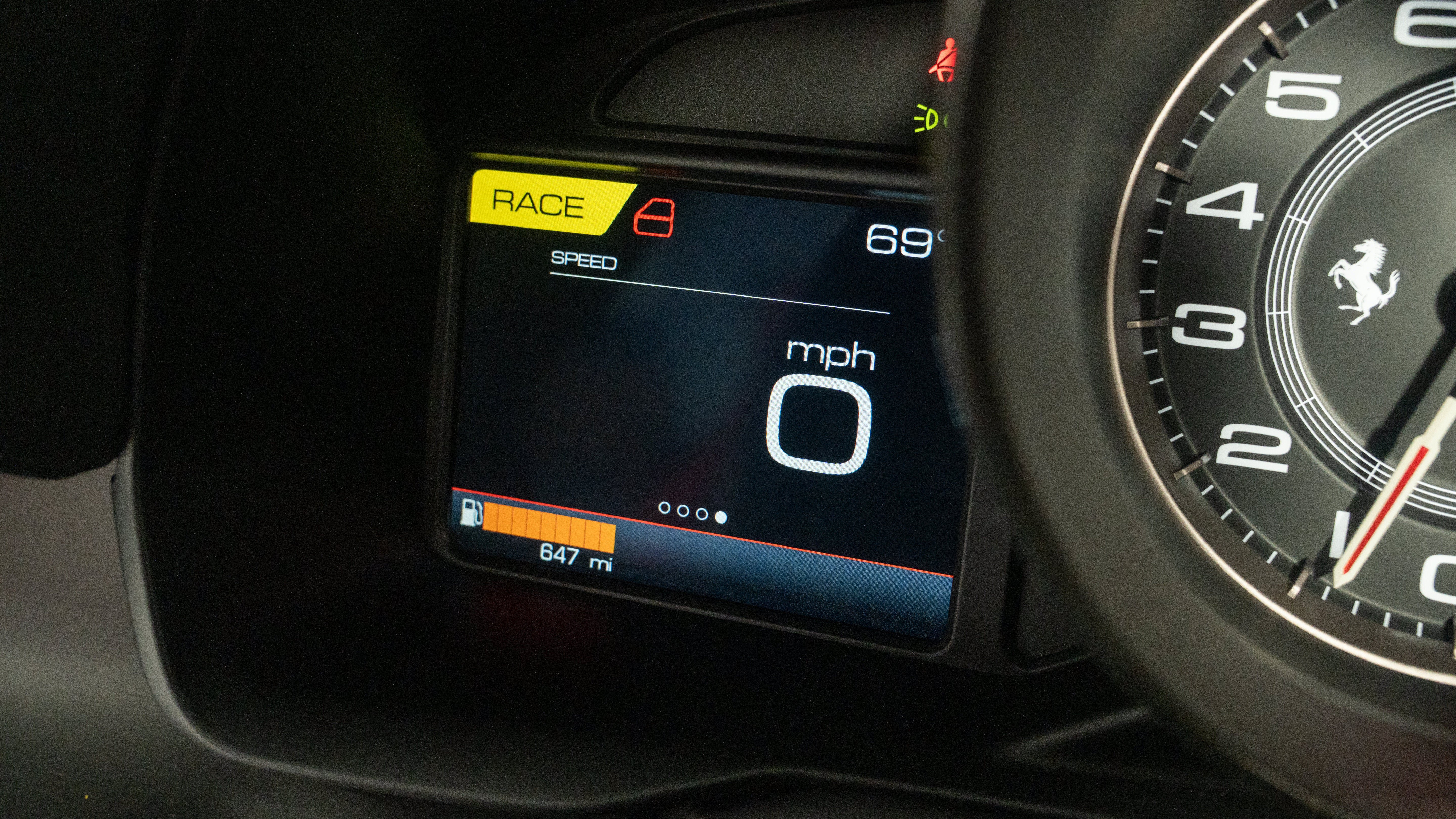 Certified 2021 Ferrari F8 Tributo RWD image 28