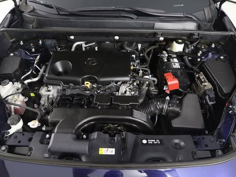 Used 2021 Toyota RAV4 XLE image 43