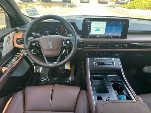 New 2026 Lincoln Aviator Reserve AWD/4WD image 25
