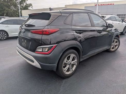 Used 2022 Hyundai Kona SEL FWD image 3