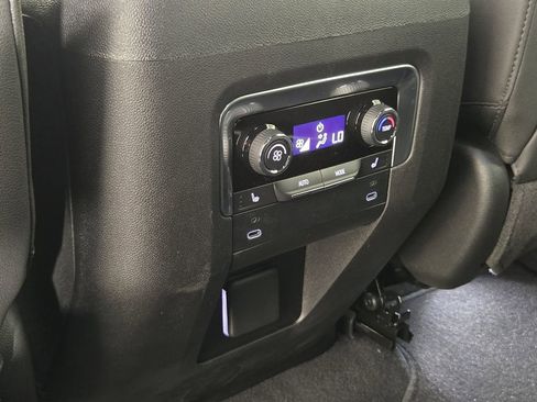 New 2026 Chevrolet Suburban LT w/ Comfort Package RWD image 32