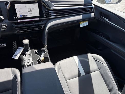 New 2026 Toyota Camry SE image 5