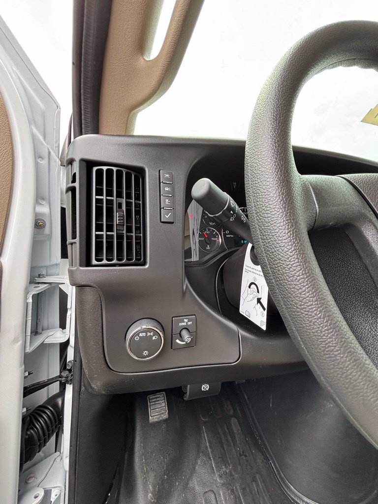 New 2026 Chevrolet Express 2500 RWD image 18