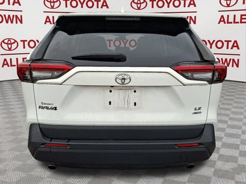 Used 2023 Toyota RAV4 LE AWD/4WD image 7