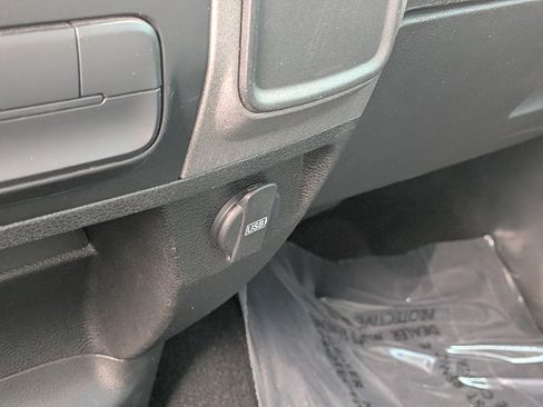 Used 2020 RAM 1500 Tradesman w/ Chrome Plus Package RWD image 29