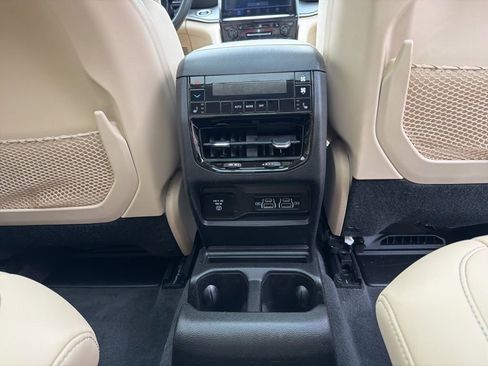 Used 2021 Jeep Grand Cherokee L Limited image 15