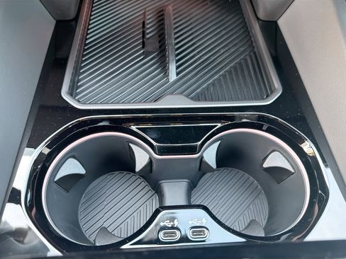 New 2026 BMW 530i 530i w/ Convenience Package image 31