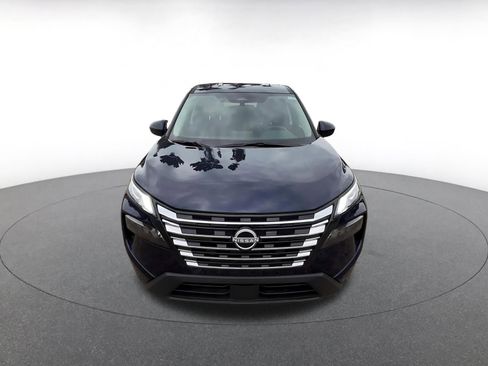 Used 2025 Nissan Rogue SV image 4