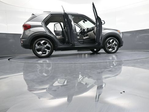 Certified 2024 Hyundai Venue SEL FWD image 48
