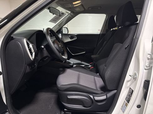Used 2022 Kia Soul LX FWD image 19