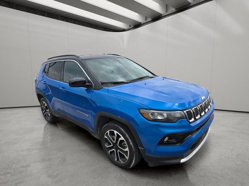 Used 2024 Jeep Compass Limited AWD/4WD image 8