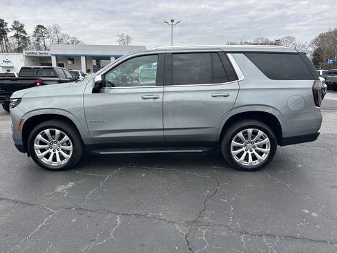 Used 2025 Chevrolet Tahoe Premier image 5