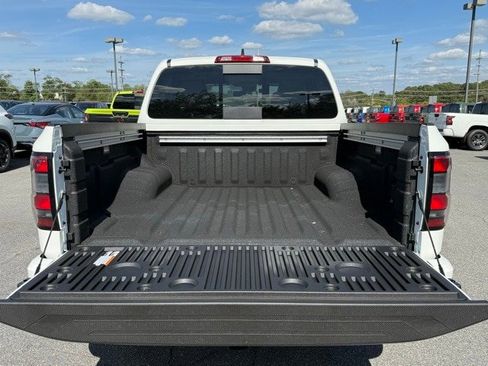 New 2026 Nissan Frontier SV w/ SV Convenience Package image 17