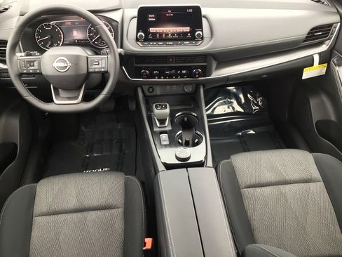 New 2026 Nissan Rogue SV AWD/4WD image 16