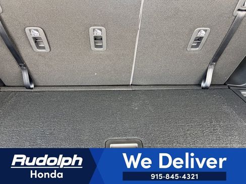 New 2025 Honda Pilot Touring image 24