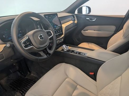 Used 2026 Volvo XC60 B5 Plus w/ Climate Package image 13