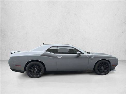 Used 2022 Dodge Challenger R/T Scat Pack w/ T/A Package RWD image 4