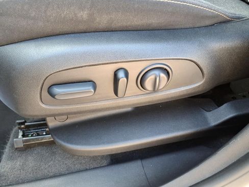Used 2024 Chevrolet Equinox LT AWD/4WD image 17