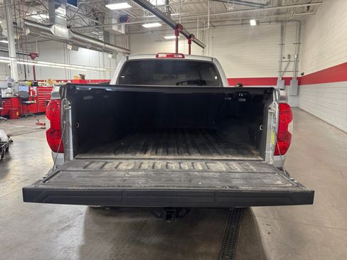 Used 2017 Toyota Tundra SR5 w/ SR5 Upgrade Package image 34