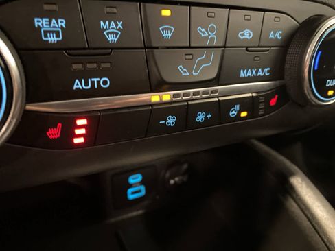 Used 2023 Ford Escape Active AWD/4WD image 23