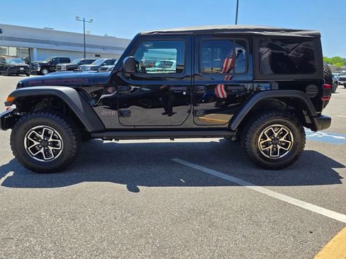 New 2026 Jeep Wrangler Unlimited Rubicon w/ Safety Group AWD/4WD image 27