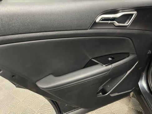 Certified 2023 Kia Sportage EX image 24