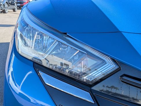 Used 2024 Nissan Versa SV image 6