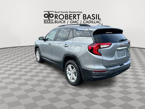 Used 2024 GMC Terrain SLE AWD/4WD image 6