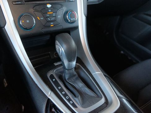 Used 2014 Ford Fusion SE FWD image 25