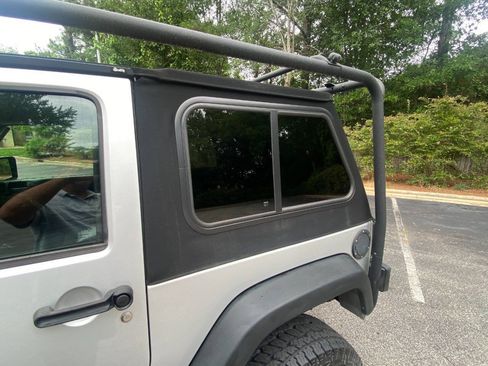 Used 2012 Jeep Wrangler Sport AWD/4WD image 34