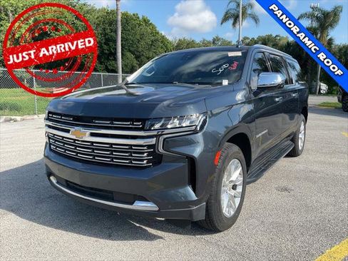 Used 2021 Chevrolet Suburban Premier w/ Premium Package RWD image 1