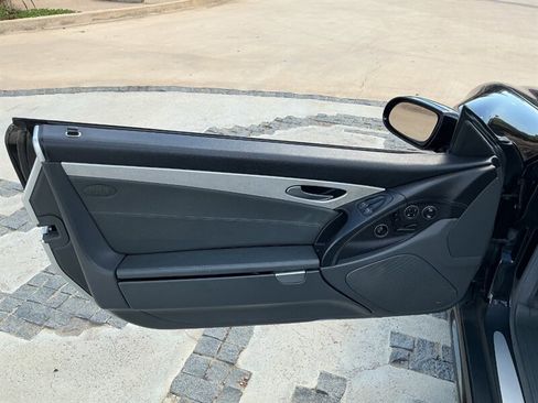 Used 2004 Mercedes-Benz SL 55 AMG image 30