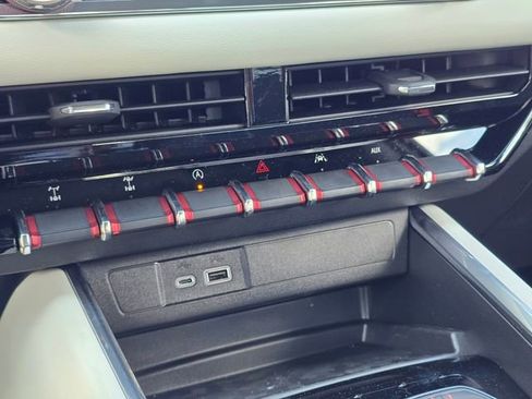 New 2026 GMC Canyon AT4X w/ LPO, Black Badging Package image 31