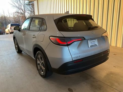New 2026 Honda HR-V LX image 17
