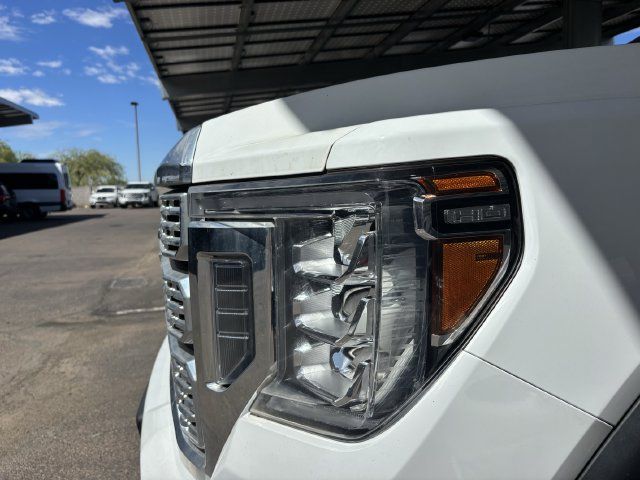Used 2022 GMC Sierra 3500 Denali w/ Denali Ultimate Package AWD/4WD image 13