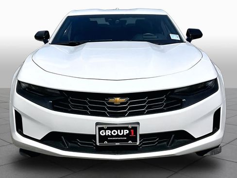 Used 2024 Chevrolet Camaro LT RWD image 4