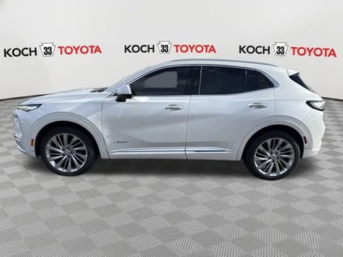 Used 2025 Buick Envision Avenir image 4