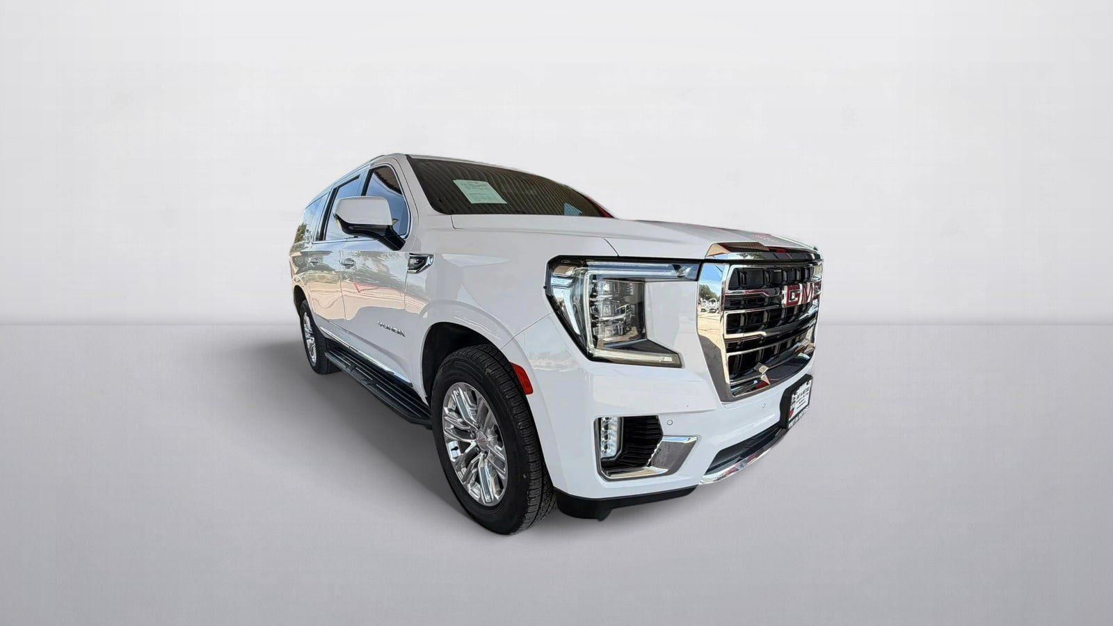 Used 2021 GMC Yukon XL SLT RWD image 2
