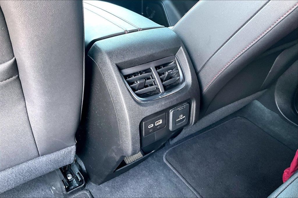 Used 2024 Chevrolet Blazer RS w/ Driver Confidence II Package FWD image 28