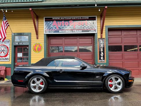 Used 2007 Ford Mustang GT image 5