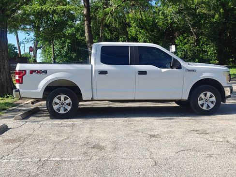 Used 2019 Ford F150 XL w/ Equipment Group 101A Mid AWD/4WD image 3