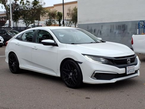 Used 2019 Honda Civic LX image 3