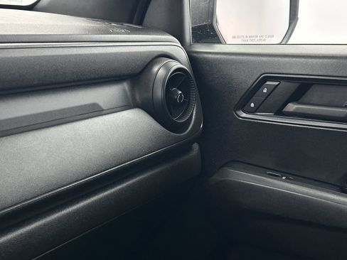 Used 2023 Chevrolet Colorado Trail Boss w/ LPO, Skid Plate Package image 33