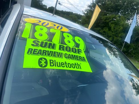 Used 2020 Honda CR-V EX image 23