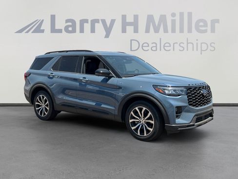 New 2026 Ford Explorer ST-Line RWD image 7