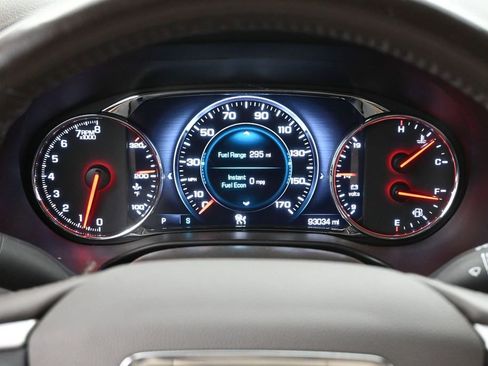 Used 2019 GMC Acadia Denali w/ Technology Package FWD image 9