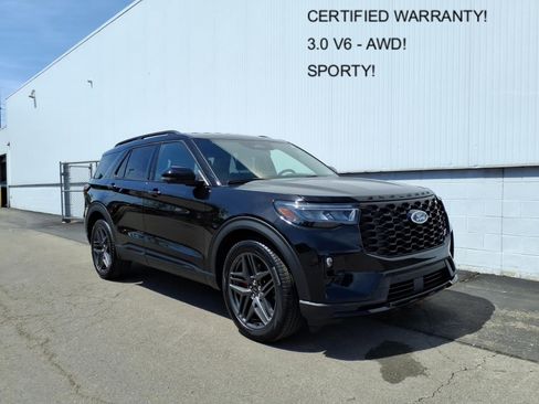 Certified 2025 Ford Explorer ST AWD/4WD image 1