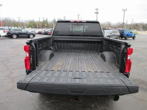 Used 2023 Chevrolet Silverado 2500 High Country w/ Z71 Off-Road Package image 7